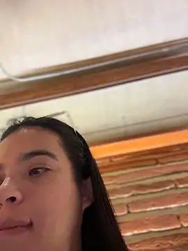 JuanitaMore01 online show from 06-18-26, 08:25