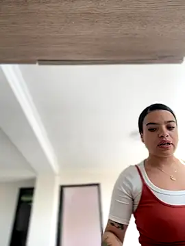 JuanitaMore01 online show from 11-17-25, 08:02