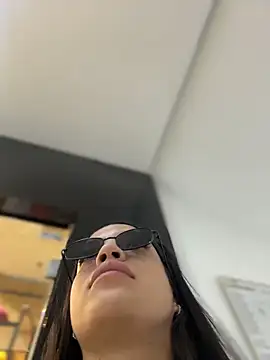 JuanitaMore01 online show from 06-30-26, 10:21