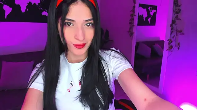 Snapshot of ZoeValencia1 chatting on 02-03-26, 12:10 ZoeValencia1 online show from 02-03-26, 12:10