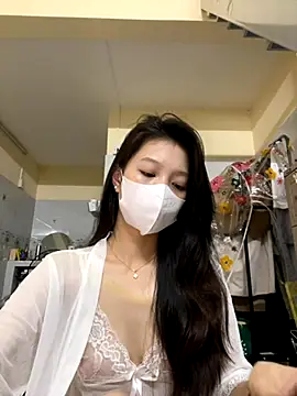 Miinami online show from 10-02-25, 12:19