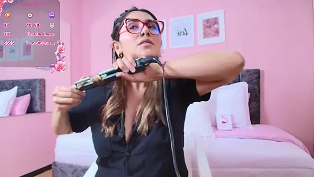 maddie beauty online show from 11-18-25, 08:01