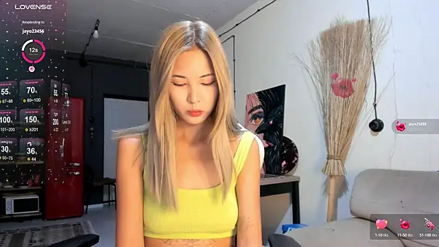 Korean blink online show from 07-24-26, 06:15