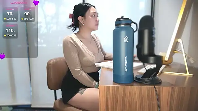 yuzhara online show from 10-20-25, 01:55