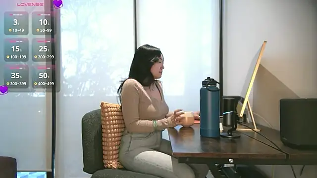 yuzhara online show from 12-16-25, 04:22