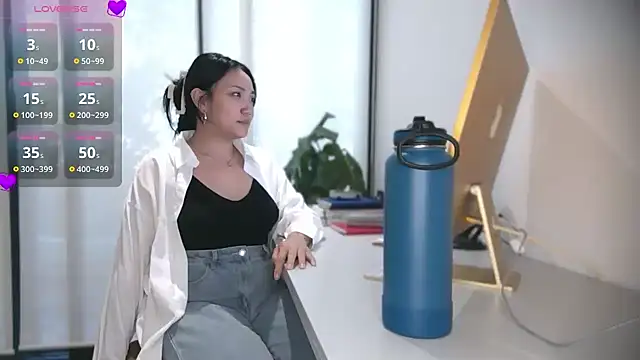 yuzhara online show from 09-25-25, 03:18