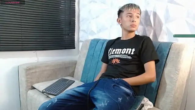 Isaac tan online show from 12-04-25, 10:09