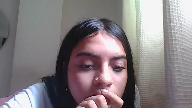 Lucy 2025 online show from 09-29-25, 06:57