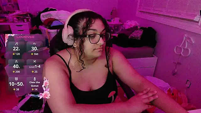 Snapshot of chericheesecake chatting on 09-23-25, 01:01 chericheesecake online show from 09-23-25, 01:01