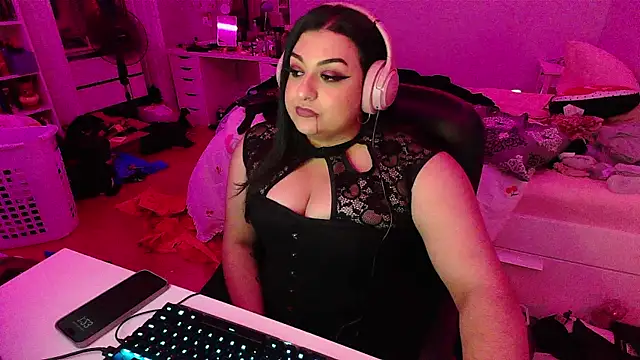 Snapshot of chericheesecake chatting on 11-01-25, 05:25 chericheesecake online show from 11-01-25, 05:25