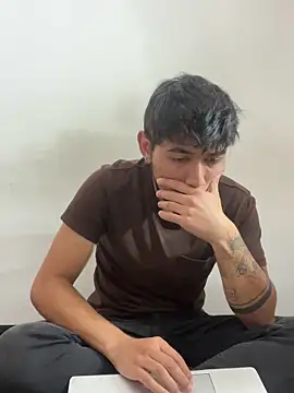 JGentleman online show from 04-20-26, 05:03