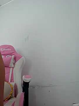 Miss Pompitas23 online show from 09-11-25, 03:23