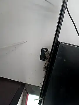 Snapshot of Hot_more chatting on 10-03-25, 01:42 Hot more online show from 10-03-25, 01:42