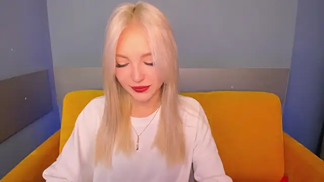 LisaFoxyMe online show from 10-25-25, 02:55