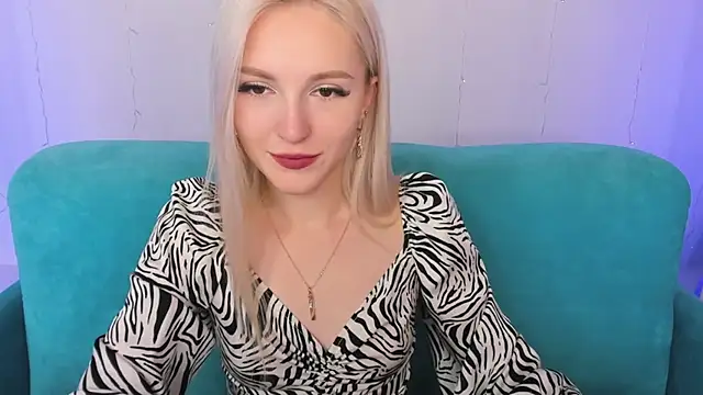 LisaFoxyMe online show from 09-30-25, 08:31