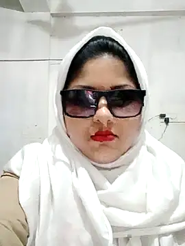 Nusrat-N online show from 02-06-26, 01:23