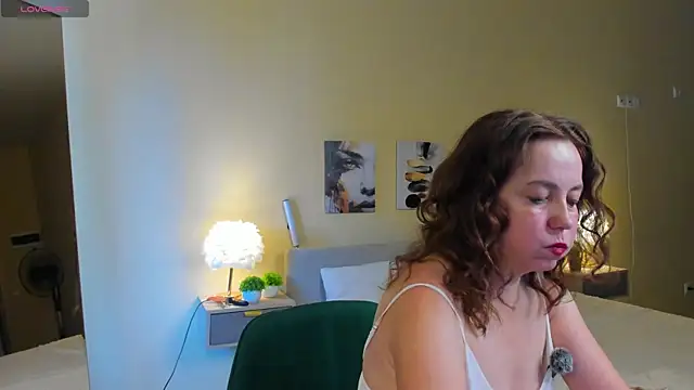 Kira Adler online show from 07-10-26, 01:16