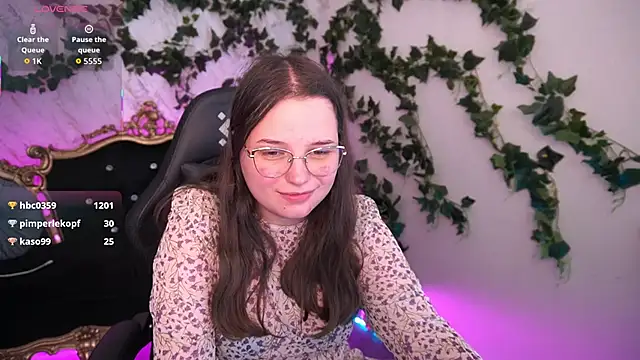 SophieDreamss online show from 10-16-25, 01:58