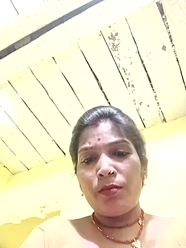 Snapshot of Samiya-143 chatting on 09-14-25, 10:15 Samiya-143 online show from 09-14-25, 10:15