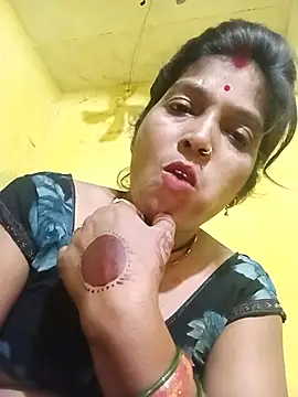 Snapshot of Samiya-143 chatting on 10-07-25, 04:19 Samiya-143 online show from 10-07-25, 04:19
