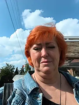 Snapshot of TerezaVelvet chatting on 06-17-26, 03:22 TerezaVelvet online show from 06-17-26, 03:22