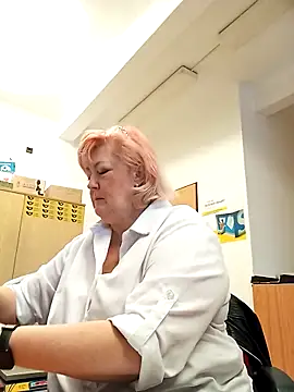 TerezaVelvet online show from 10-31-25, 07:49