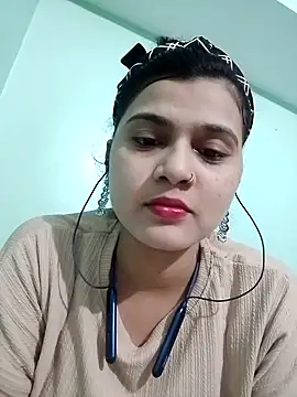 Snapshot of Kavya-Tiwari chatting on 10-07-25, 05:36 Kavya-Tiwari online show from 10-07-25, 05:36