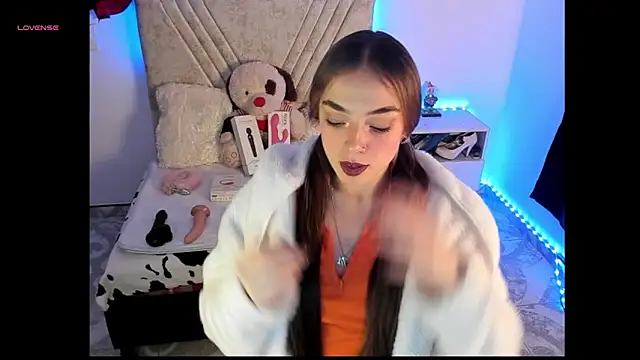 Snapshot of Mia_Victoria22 chatting on 05-01-26, 03:33 Mia Victoria22 online show from 05-01-26, 03:33