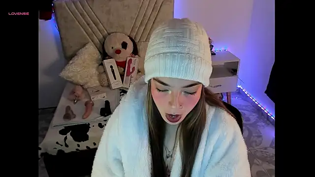 Mia Victoria22 online show from 04-10-26, 03:02