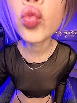 Snapshot of Marryme- chatting on 02-28-26, 01:44 Marryme- online show from 02-28-26, 01:44