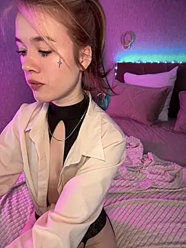 Snapshot of Marryme- chatting on 02-26-26, 01:11 Marryme- online show from 02-26-26, 01:11