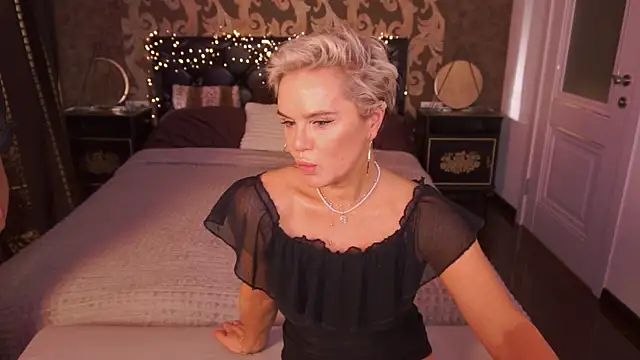 PleasureWeCouple online show from 04-10-26, 05:58