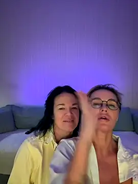 PleasureWeCouple online show from 10-18-25, 04:09