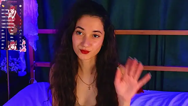 BettyMaldonado online show from 10-29-25, 09:08