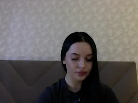 Snapshot of Lulii24 chatting on 09-25-25, 12:22 Lulii24 online show from 09-25-25, 12:22