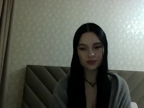 Snapshot of Lulii24 chatting on 10-16-25, 09:56 Lulii24 online show from 10-16-25, 09:56