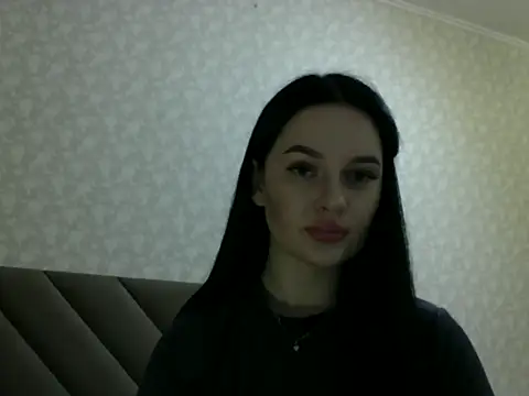 Snapshot of Lulii24 chatting on 09-24-25, 01:02 Lulii24 online show from 09-24-25, 01:02