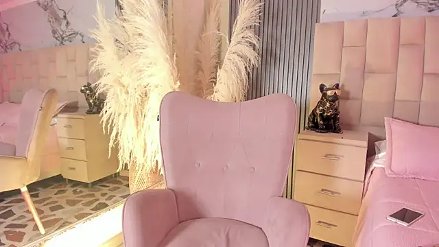 AdharaSweet1  online show from 03-28-26, 07:42