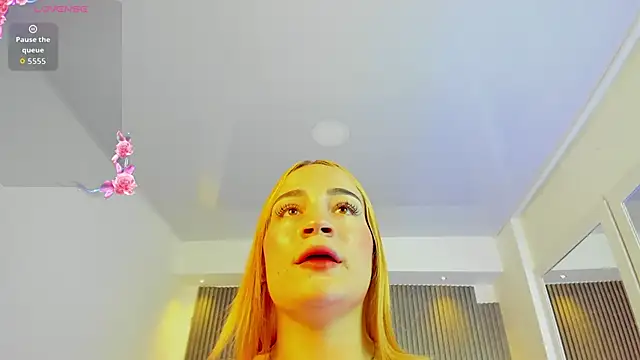 MadisonAnngel online show from 02-11-26, 08:52