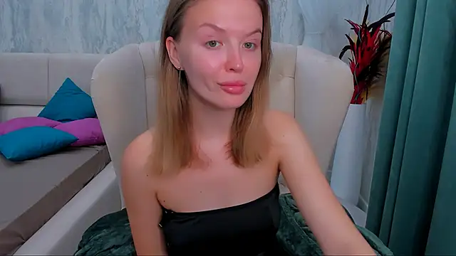 LaurennHill online show from 09-20-25, 12:26