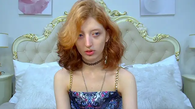Snapshot of MistyMarlo chatting on 09-19-25, 06:17 MistyMarlo online show from 09-19-25, 06:17