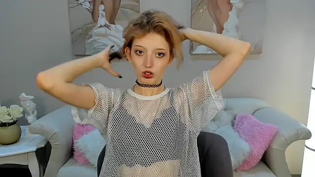 Snapshot of MistyMarlo chatting on 10-04-25, 06:20 MistyMarlo online show from 10-04-25, 06:20