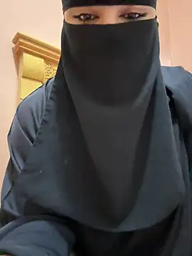 Snapshot of _Laiali_ chatting on 07-11-26, 02:39 Laiali online show from 07-11-26, 02:39