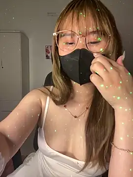 Meowyeuk6 online show from 04-10-26, 07:43