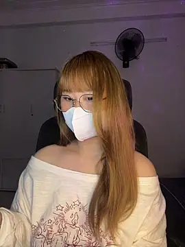 Meowyeuk6 online show from 03-06-26, 05:57