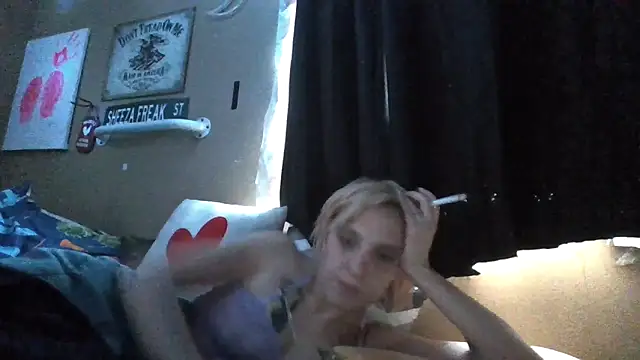 flavi1996 online show from 12-15-25, 02:56