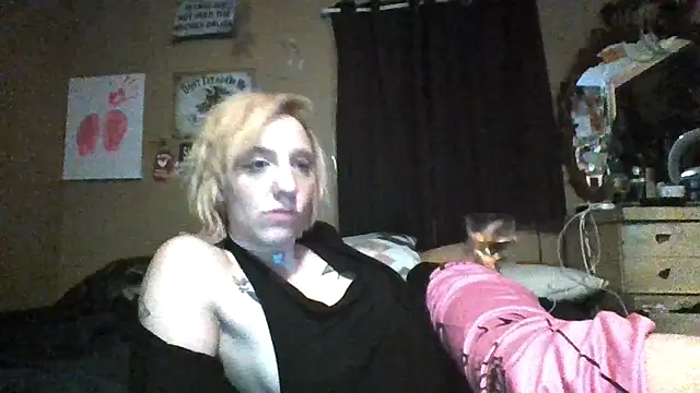 flavi1996 online show from 12-14-25, 01:45