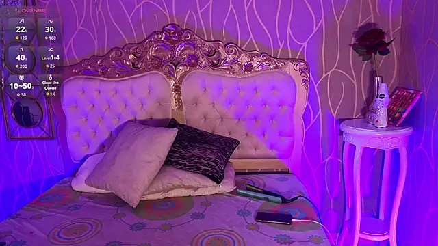 Anamonrroe online show from 04-11-26, 09:18