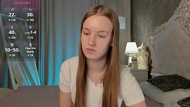 Snapshot of Lucy_Shaw chatting on 10-14-25, 11:00 Lucy Shaw online show from 10-14-25, 11:00