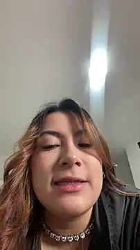 MacarenaRosse online show from 12-16-25, 08:24